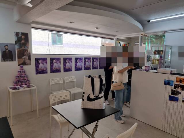 이날 국내외 다양한 방탄소년단 팬들이 방문했다. /팬앤스타