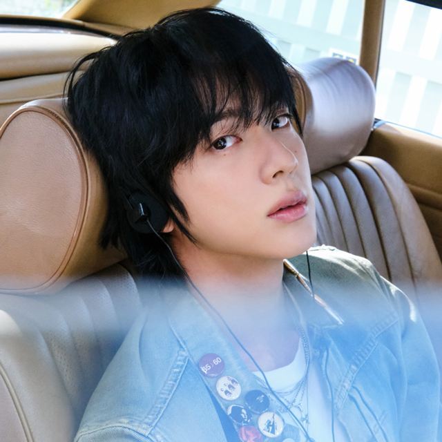 지난 2일 그룹 방탄소년단 진이 팬앤스타 솔로랭킹 1위에 올랐다. /빅히트 뮤직