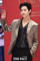  '음악 천재' 헨리, '팬앤스타' 솔로 랭킹 31위 쾌거