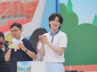  김용빈, ‘팬앤스타’ 트로트 랭킹 52주 연속 1위…누적투표 특전 신설 예고