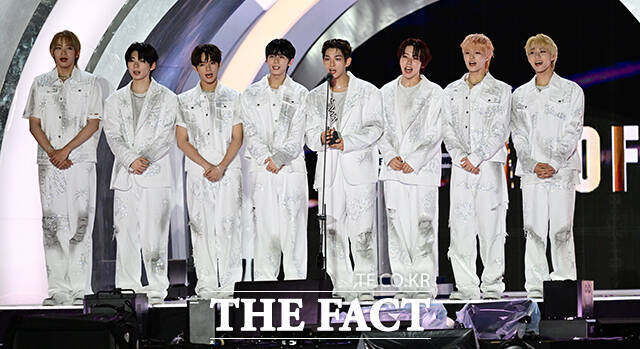 그룹 아홉이 팬앤스타 위클리 뮤직 7위에 올랐다. 남은 투표 기간 동안 순위가 오를지 기대된다./임영무 기자