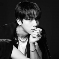  방탄소년단 진, '팬앤스타' 솔로랭킹 44주 연속 1위…TMA 마이스타상 남자 부문도 선두
