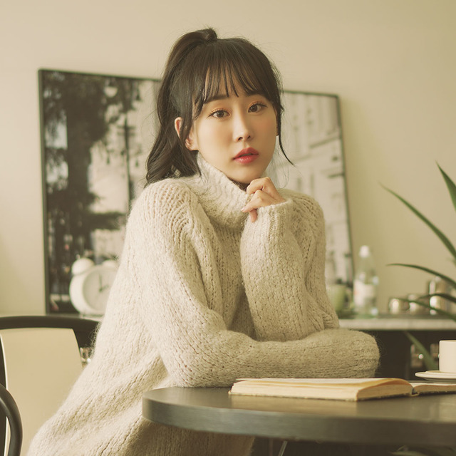 가수 김의영이 ‘팬앤스타’ 여자스타 랭킹 1위에 올랐다. /DR뮤직