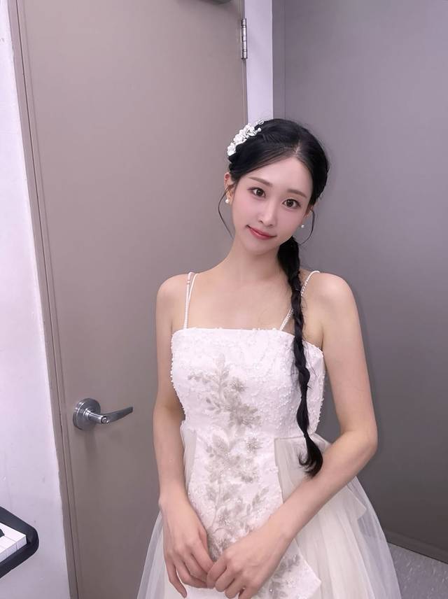 지난 28일 가수 김의영이 팬앤스타 여자스타 랭킹 1위에 올랐다. /김의영 인스타그램